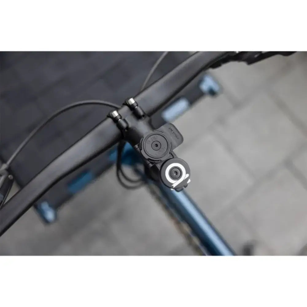 Quad Lock Stem Cap Mount stuurpendop bevestiging voor fiets - geplaatst op een fiets