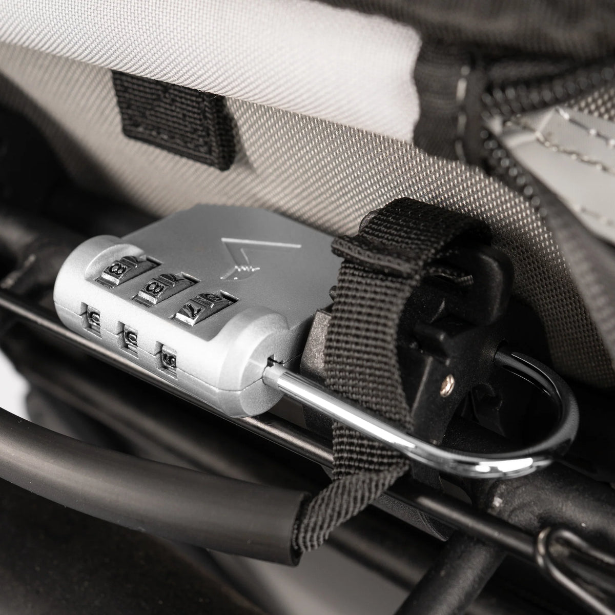 VALKENTAL QUICKLOCK ingezoomd