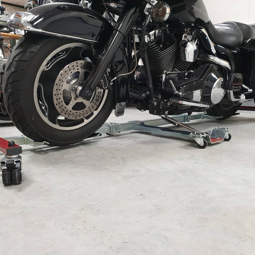 ACEBIKES U-Turn Motor Mover XL - close up standaard