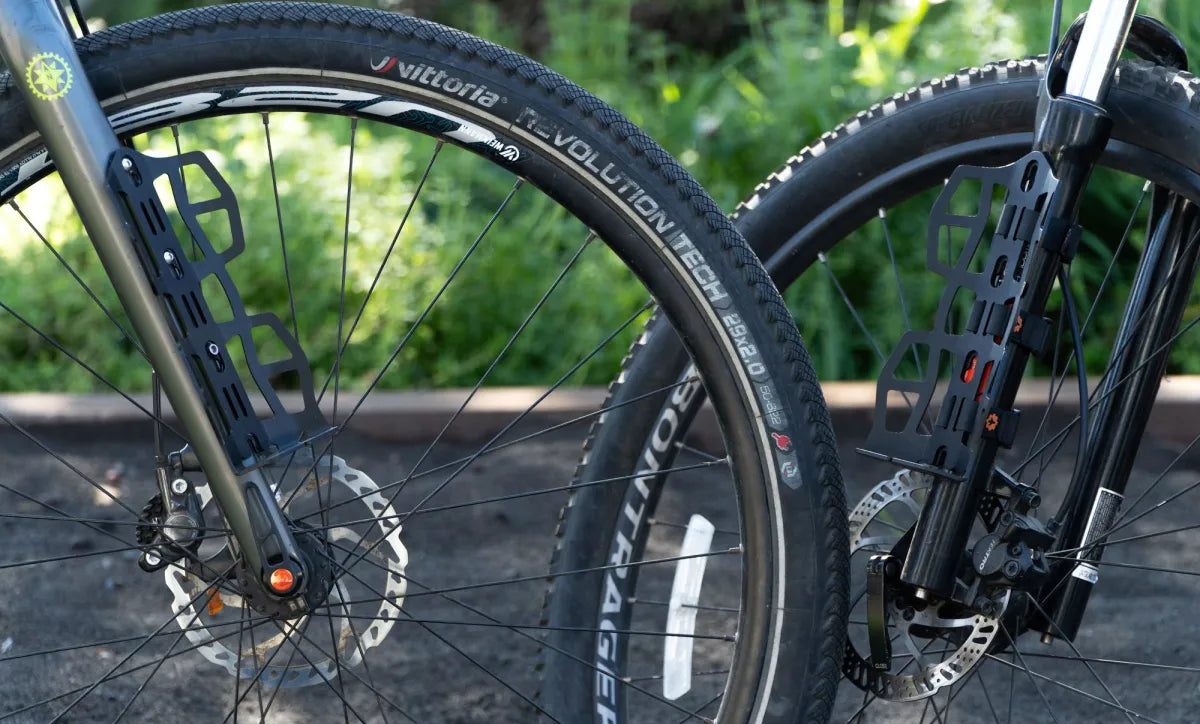 CHOIKE Cargo Cage - bout en strap versie naast elkaar
