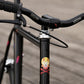 Reflective Berlin reflecterende stickers small voor kinderen skull op een fietsframe