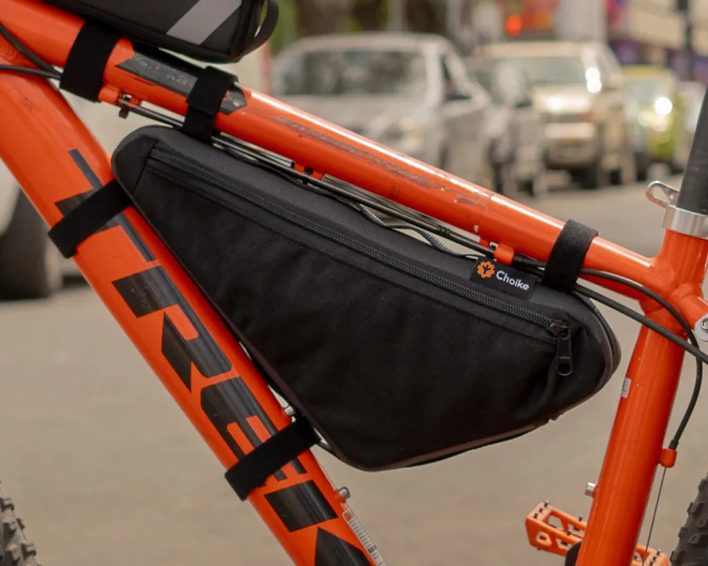 CHOIKE Mini Frametas 2.3L - gemonteerd met de punt naar voren