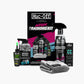 Muc-Off Indoor Training Kit - alles uitgestald naast de verpakking