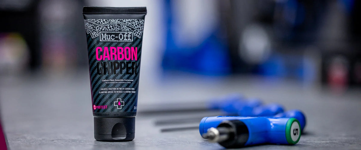 MUC-OFF CARBON GRIPPER detail