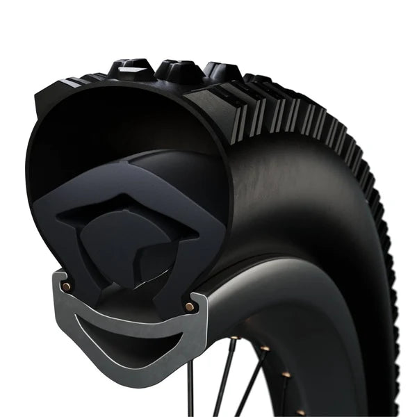 TANNUS TUBELESS FUSION GEPLAATST IN DE BAND