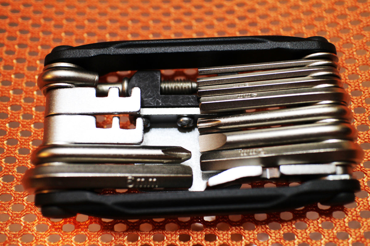 SUMART fbt-17 - 17-in-1 Bikepacking-Multitool