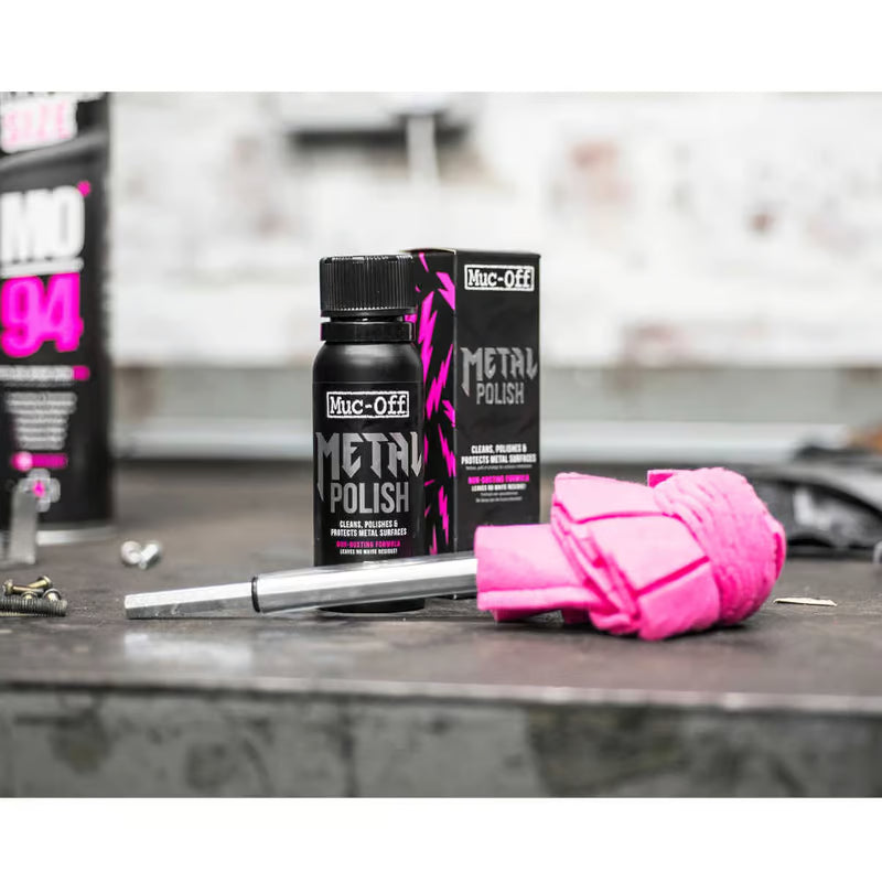 MUC-OFF Metal Polish fles - professionele metaalpoets voor motor en fiets