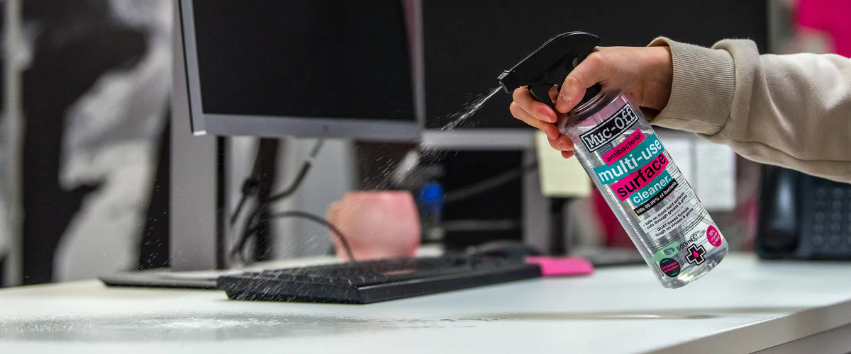MUC-OFF Antibacterial Multi Use Surface Cleaner 500ml – keyboard en computer reinigen