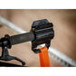 BIKE IT Tiedown Clamp Set – hier in gebruik aan een motorstuur