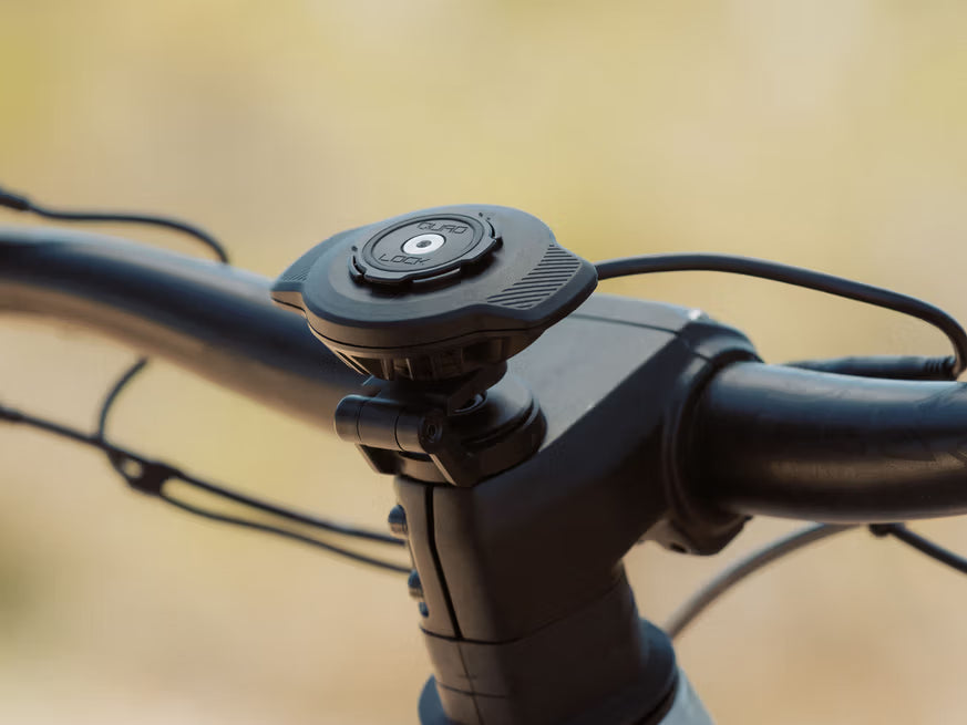 Quad Lock Waterproof Wireless Charger verpakking met IP67 waterdichte draadloze oplaadkop voor e-bike