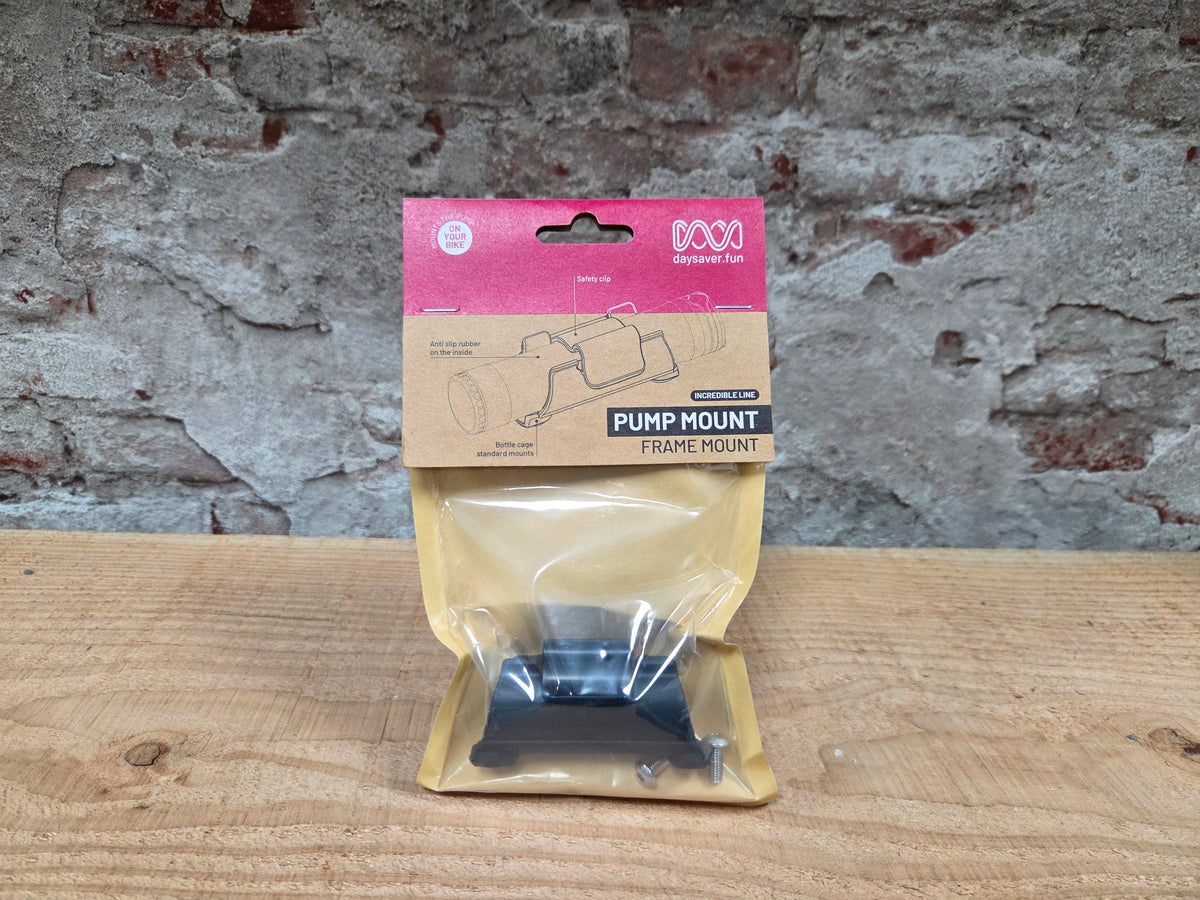 DAYSAVER pump frame mount in de verpakking