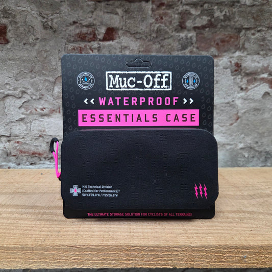 MUC-OFF waterproof essentials case v2 in verpakking