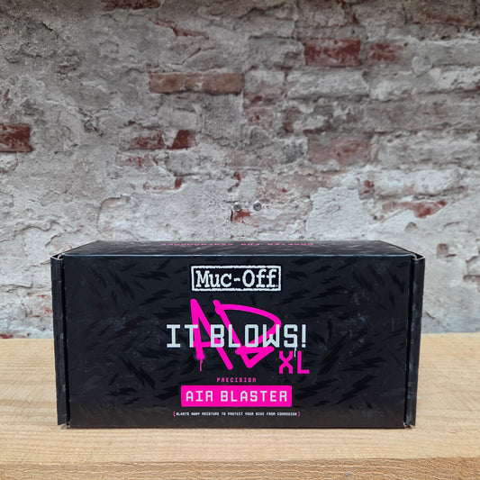 MUC-OFF IT BLOWS XL IN DE VERPAKKING