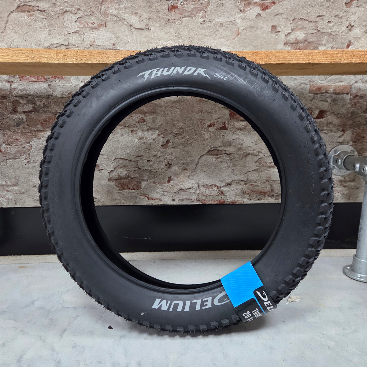 DELIUM thundr 20x4.00 fatbike band in de winkel