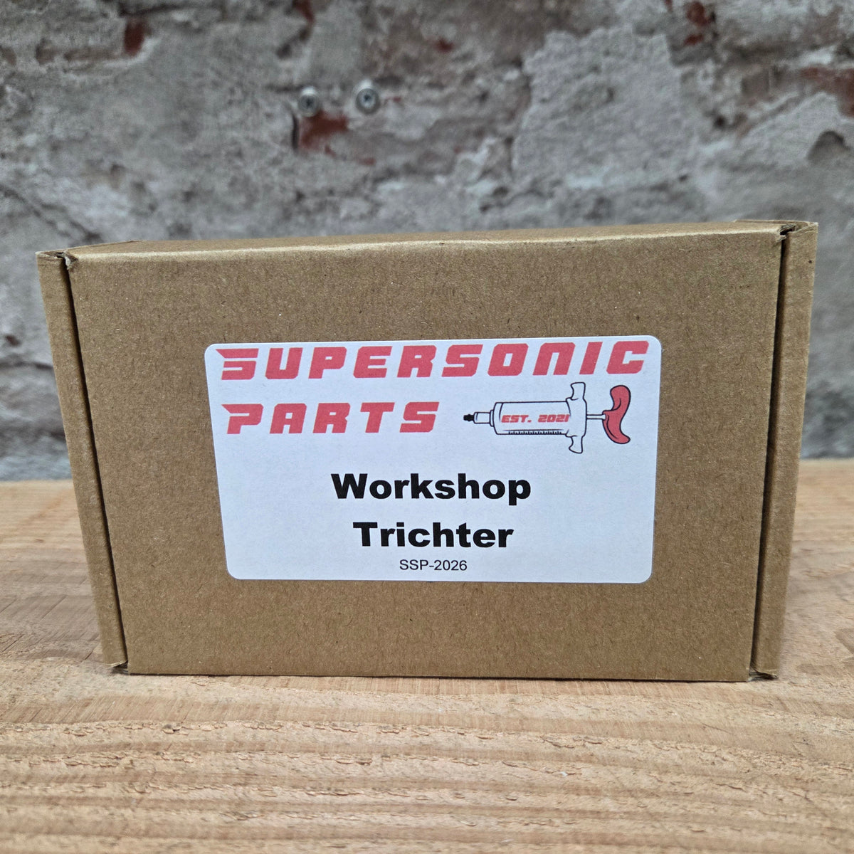  aluminium trechter met lasergravering  in de verpakking