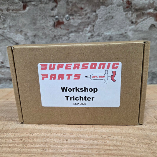  aluminium trechter met lasergravering  in de verpakking