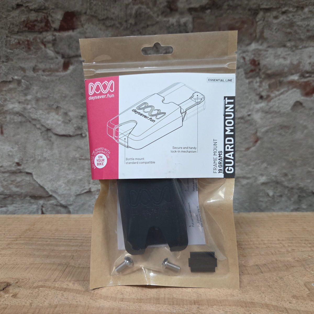 DAYSAVER Guard Frame Mount - in de verpakking