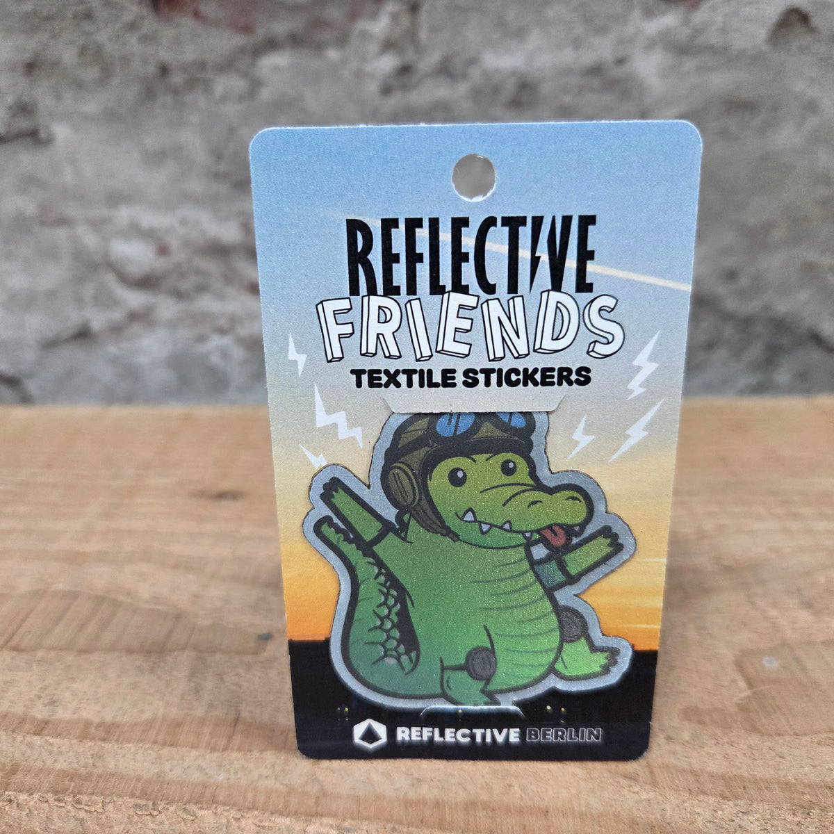 REFLECTIVE BERLIN Friends textielsticker in de verpakking