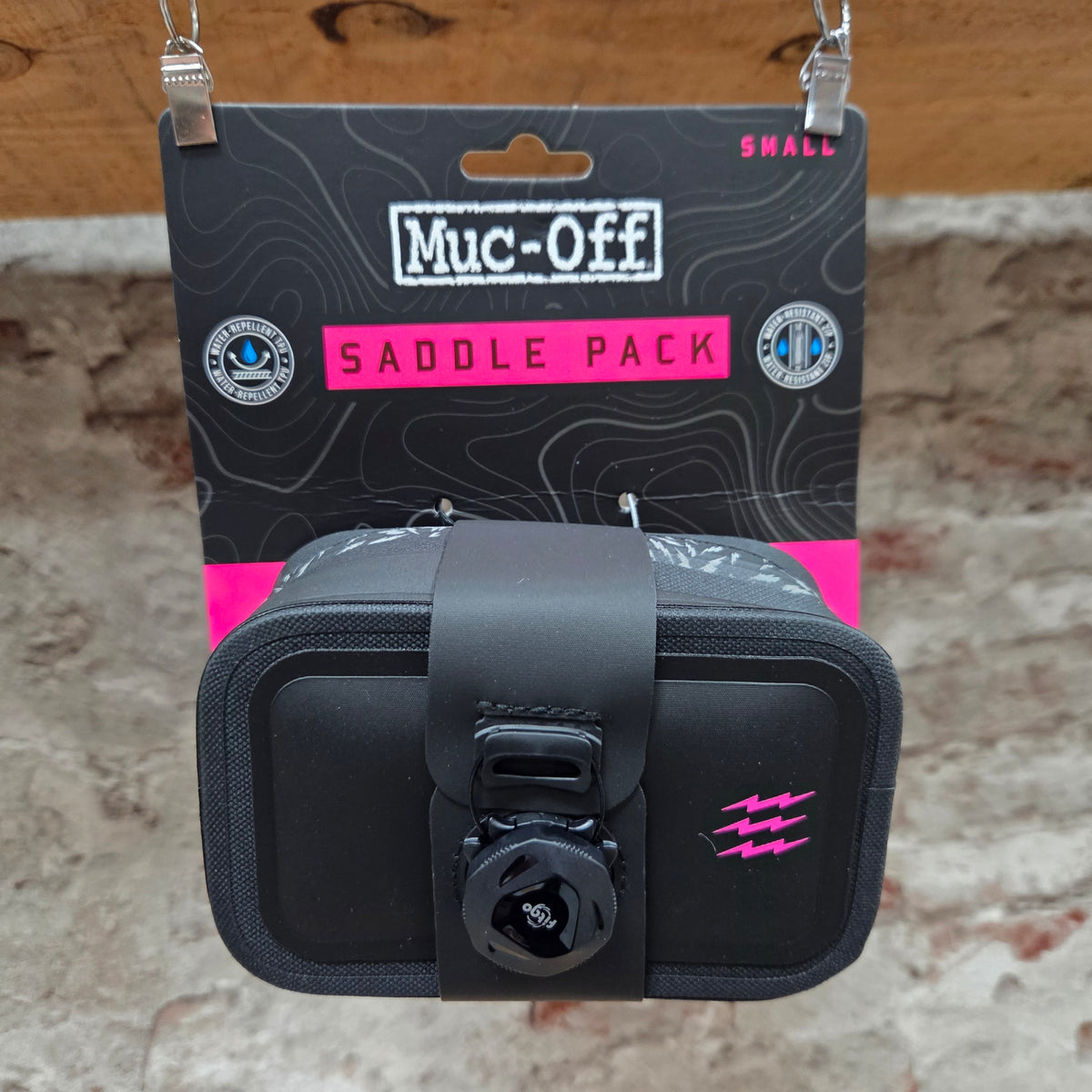 MUC-OFF Zadeltas Small in de verpakking
