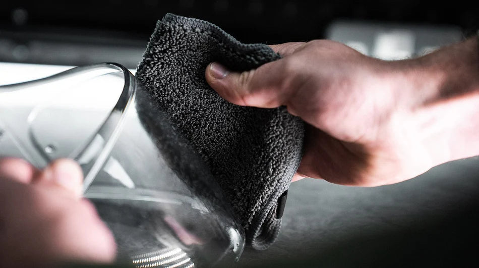 Muc-Off Helmet Visor & Goggle Cleaning Kit - microvezel doek voor het poetsen