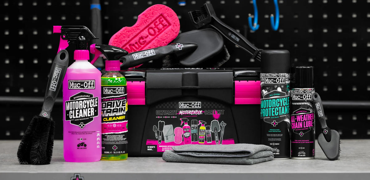 MUC-OFF motorcycle ultimate care kit - alles uit de koffer
