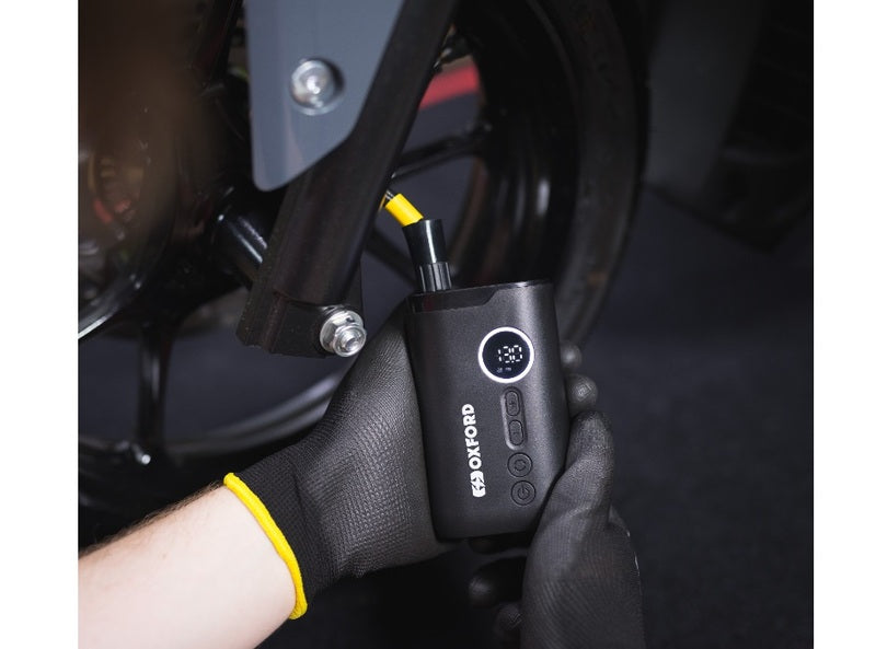 OXFORD microjet tyre inflator digitaal af te lezen
