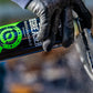 MUC-OFF Bio Degreaser spray applicator voor nauwkeurige toepassing op fietsonderdelen
