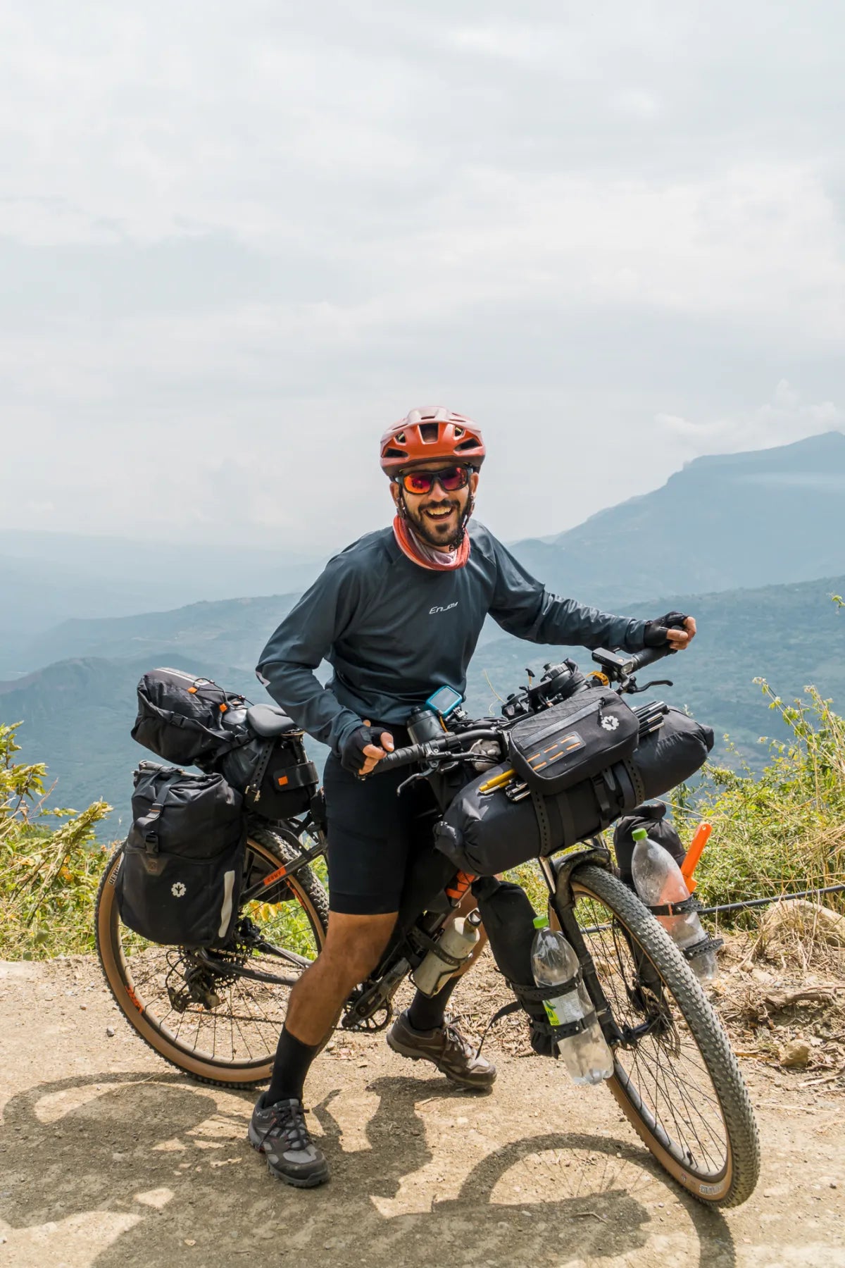 CHOIKE Lapabag 3L waterbestendige modulaire stuurtas zwart voor bikepacking onderweg op avontuur