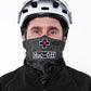 MUC-OFF Neck Gaiter - een fietser met de groene