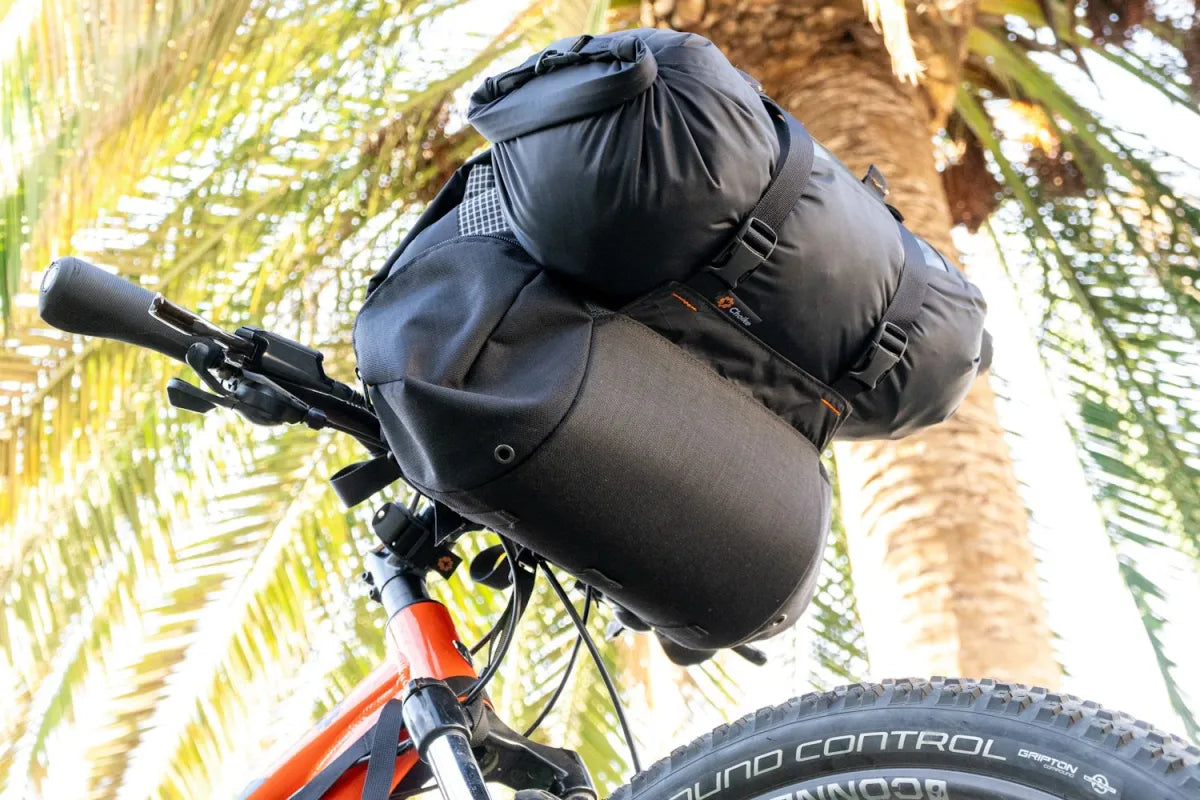 CHOIKE Porteador 15L - combinatie met dry bag