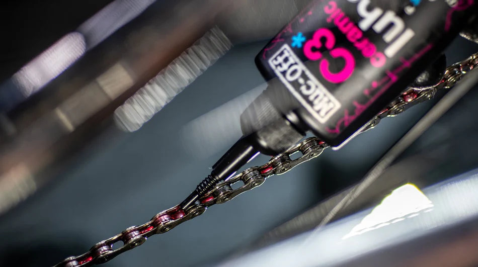 Muc-Off C3 Ceramic Lube  – in gebruik op een fietsketting