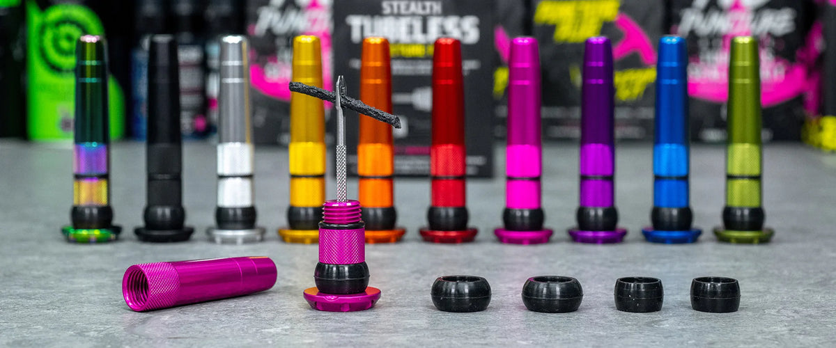 Muc-Off Stealth Tubeless Puncture Plug bar end tool  - diverse kleuren op voorraad
