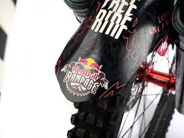 AMS x Red Bull Rampage Mud Guard close up bovenzijde