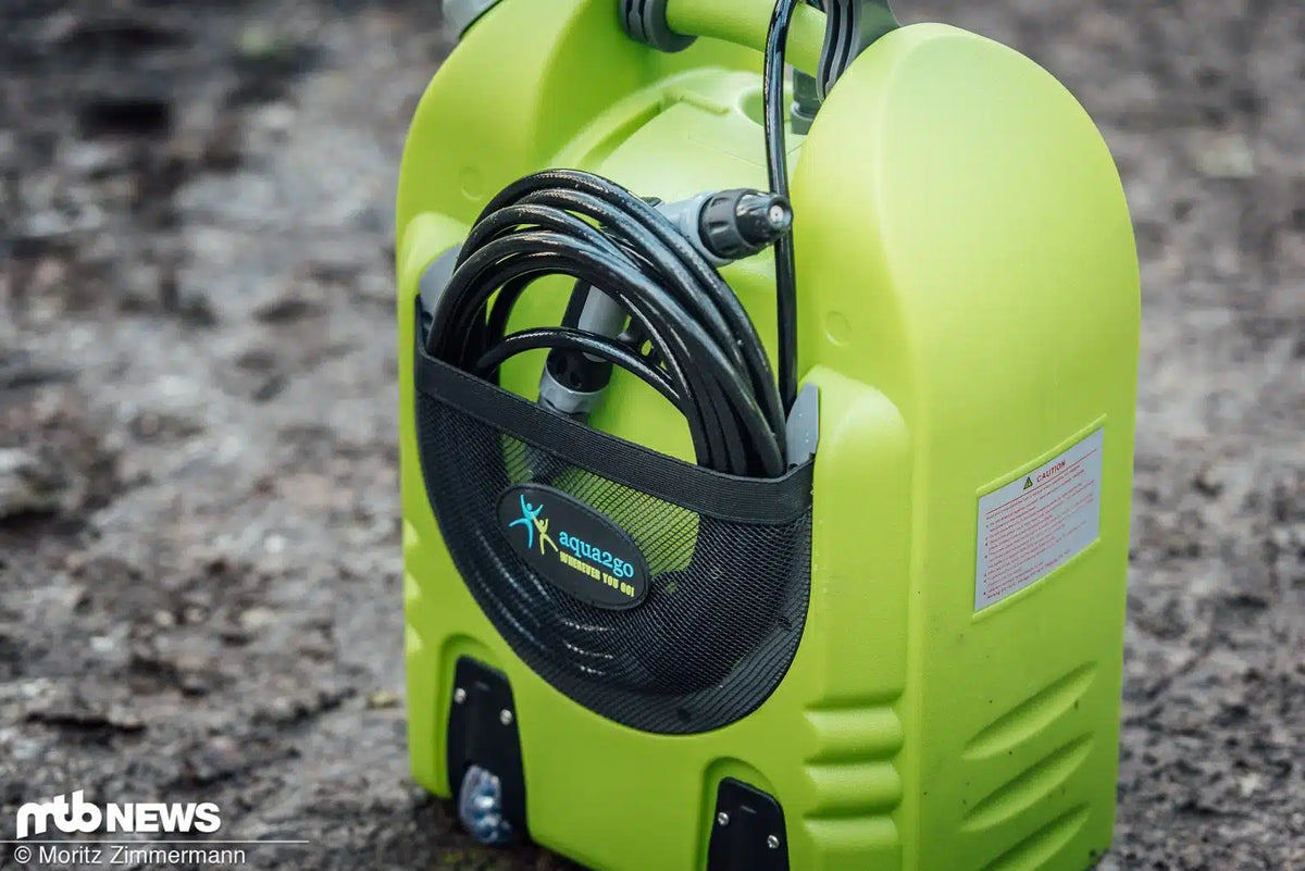 AQUA2GO PRO - inclusief opbergnet aan de pomp
