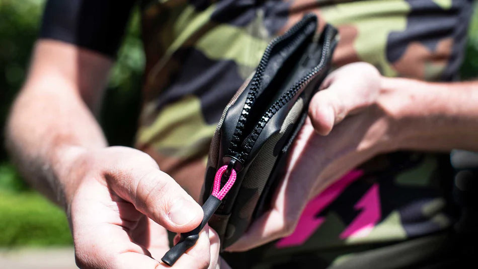 MUC-OFF ESSENTIAL CASE  MET GOEDE RITS
