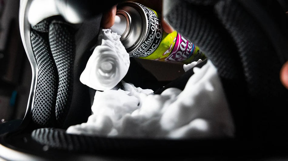 MUC-OFF Foam Fresh - binnenkant helm reiniging