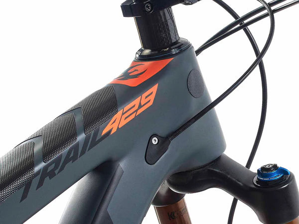AMS Honeycomb Frame Guard Basic black geplakt op frame