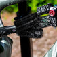 Muc-Off 5x Premium Brush Set in gebruik bij een fiets 