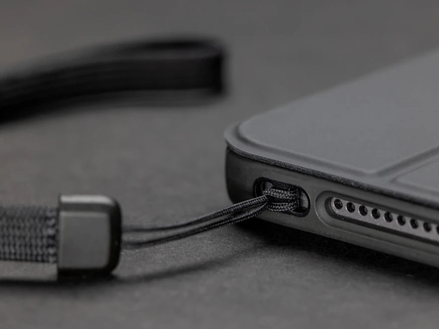 QUAD LOCK lanyard gemonteerd aan de Quad Lock case