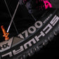 Tubeless sealant niveau controleren met MUC-OFF Dipstick peilstok