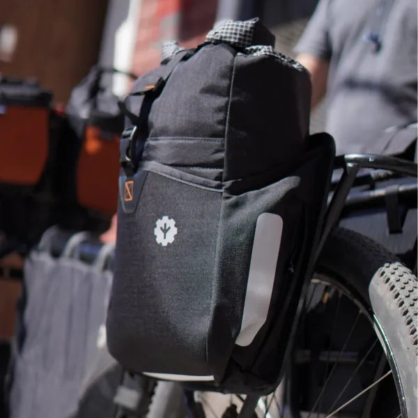 CHOIKE ALFORJA BIKEPACKING MET DE TAS GEVULD 