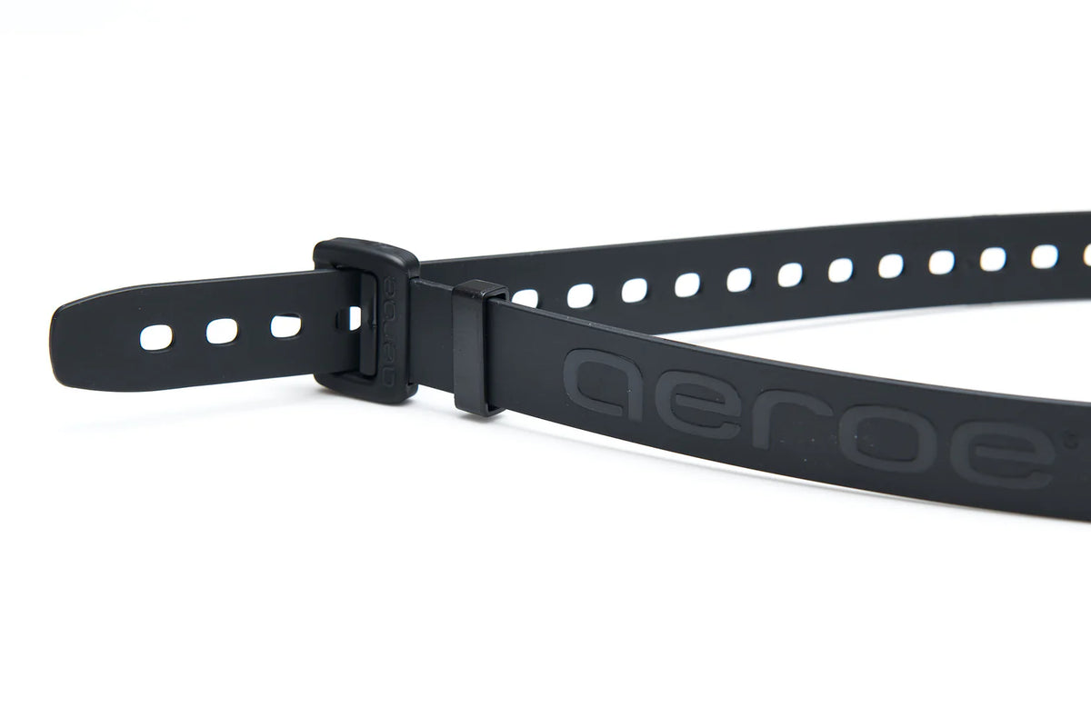 AEROE StretchLock Strap door de sluiting
