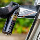 MUC-OFF Motorcycle Silicon Shine spuitbus – ideaal voor je voorvorkpoten van de motor