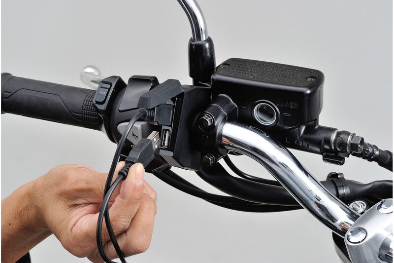 DAYTONA Slim USB-A motorlader – met 2 poorten