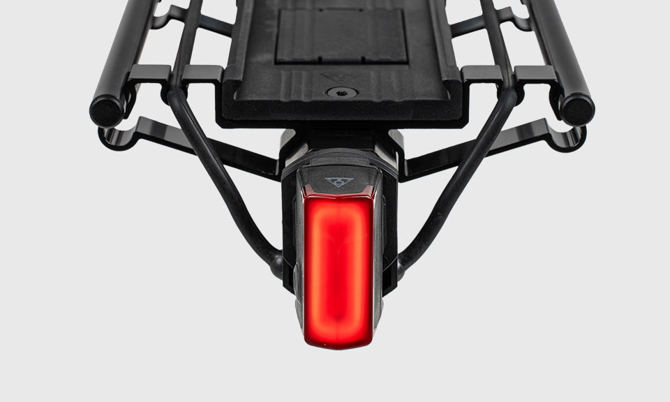 Topeak BeamRack II MTX V-Type Optionele BeSeen-lampbevestiging
Maakt integratie en snelle bevestiging/loskoppeling mogelijk