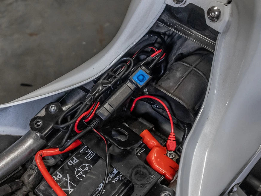 Quad Lock 12V Smart Adapter - bovenzijde de verstelknop