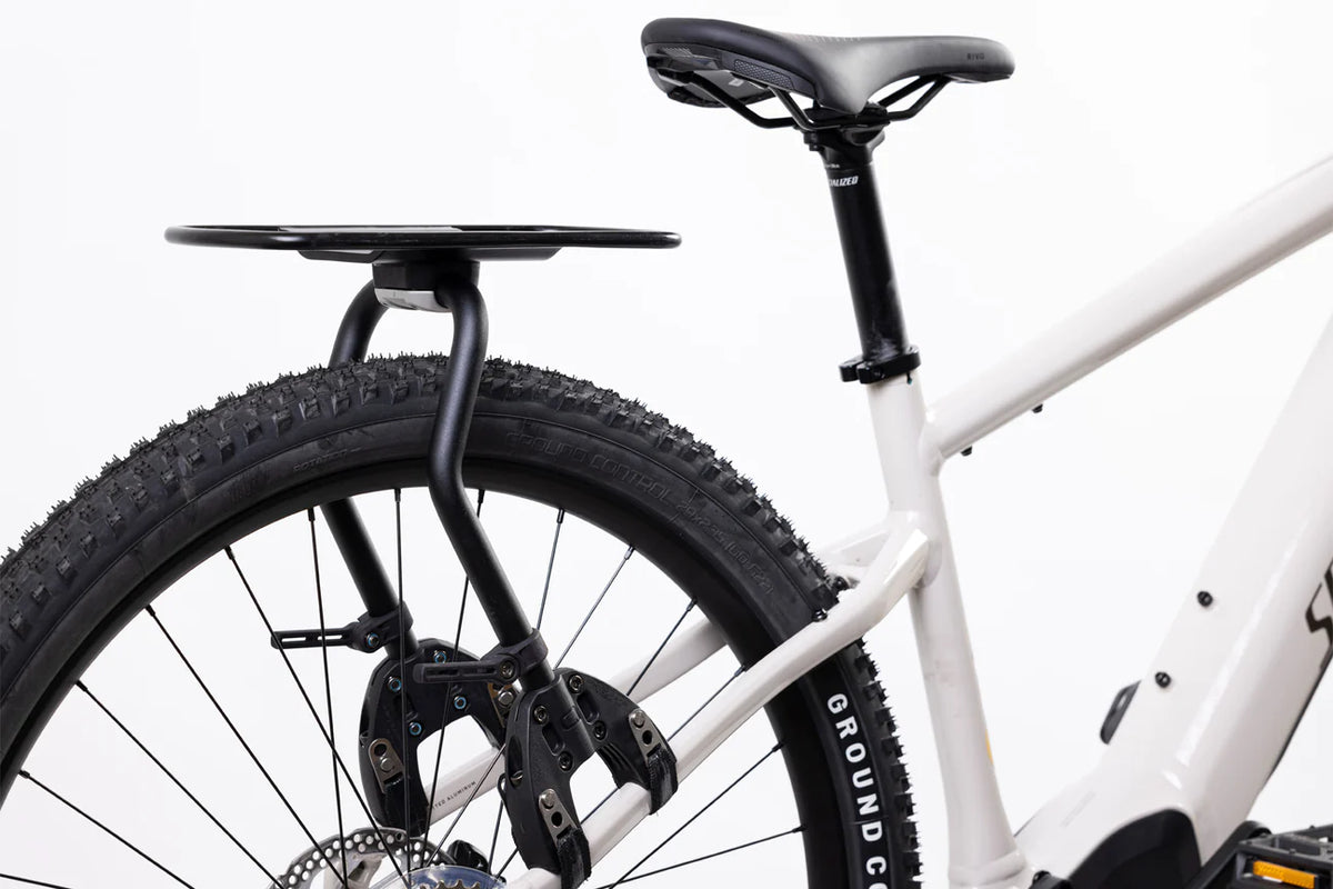 AEROE PANNIER RECEIVER  GEMONTEERD OP MTB