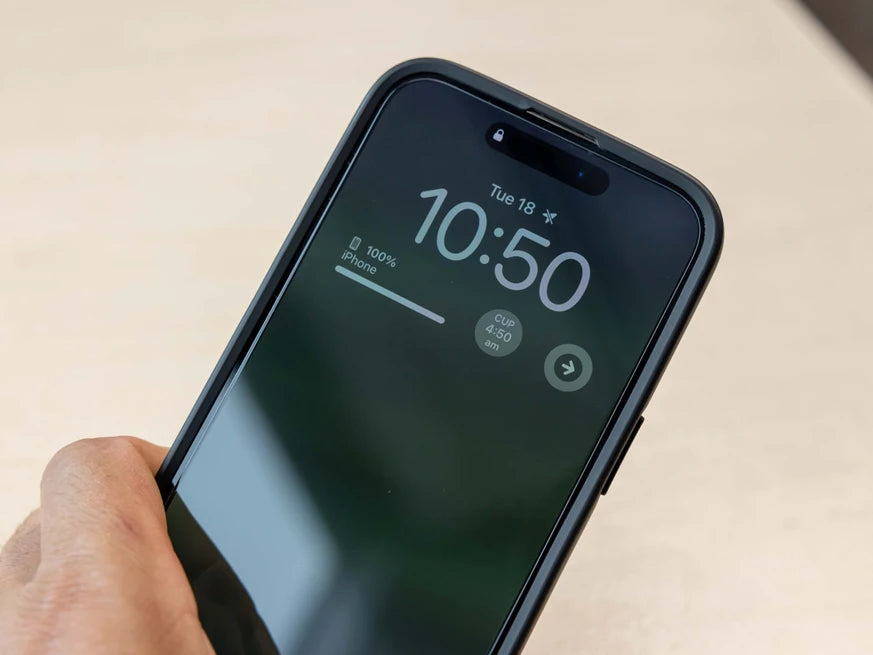 QUAD LOCK SCREEN PROTECTOR GEMONTEERD