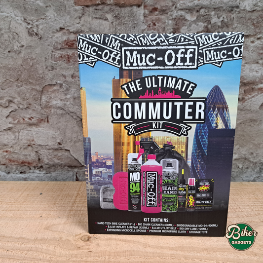 MUC-OFF the ultimate commuter kit in de verpakking in de winkel
