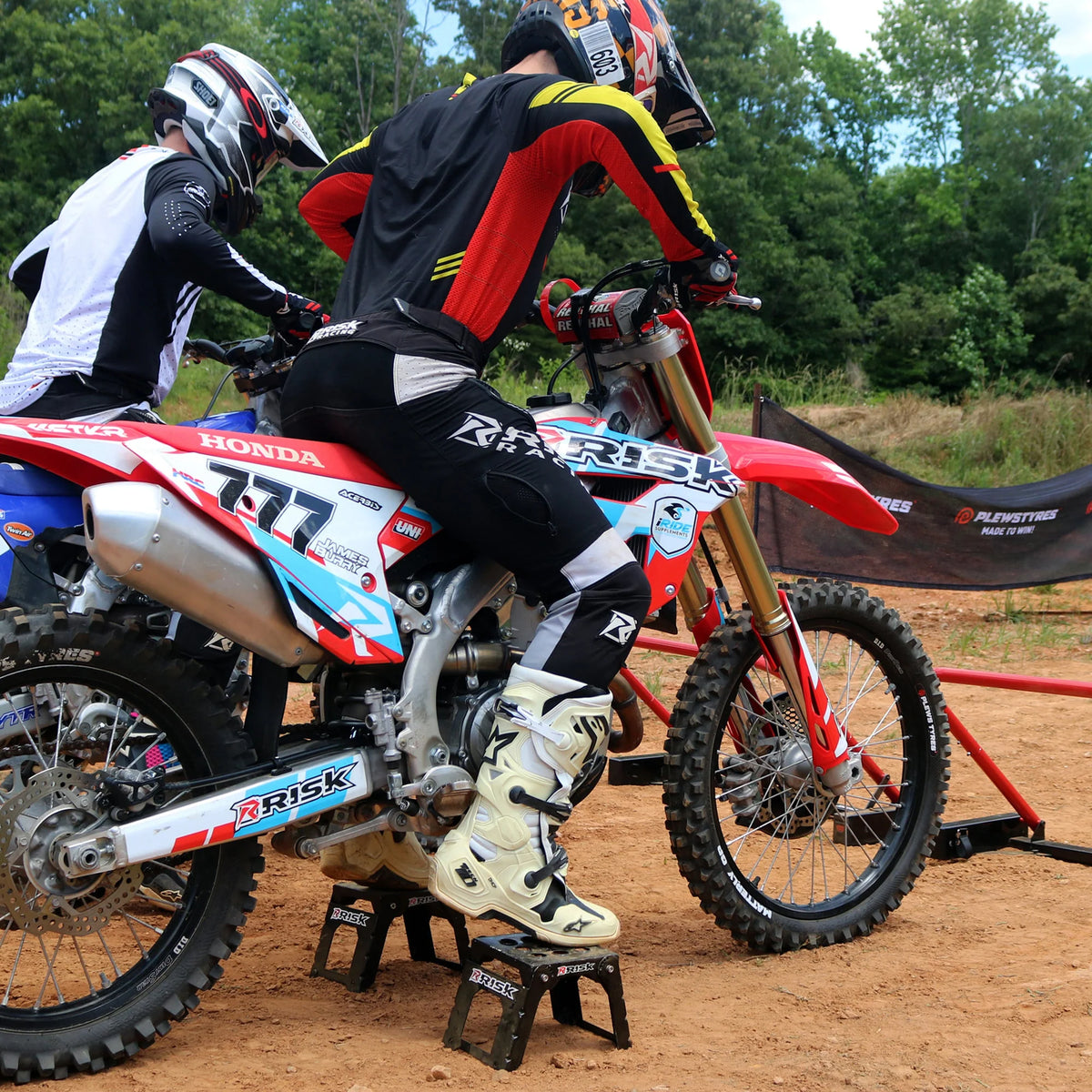 RISK RACING adjustable starting blocks - op de hoogste stand